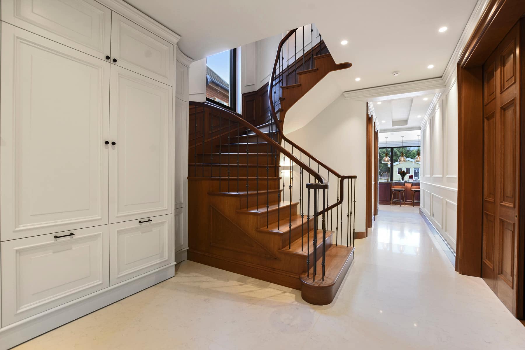 Šatník a vstavané skrine na mieru